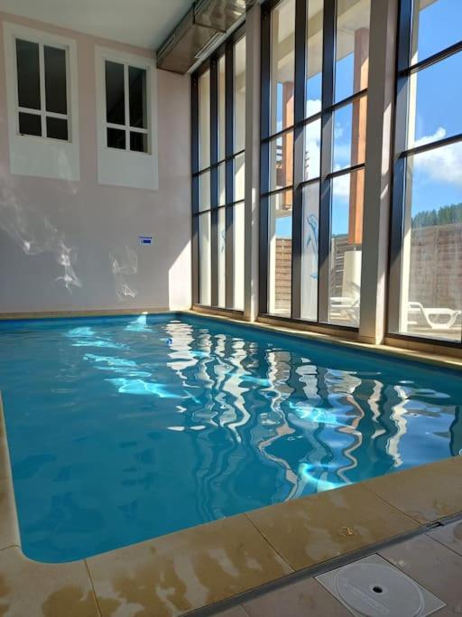 Au Coeur De A Proximite Des Pistes Apartment *